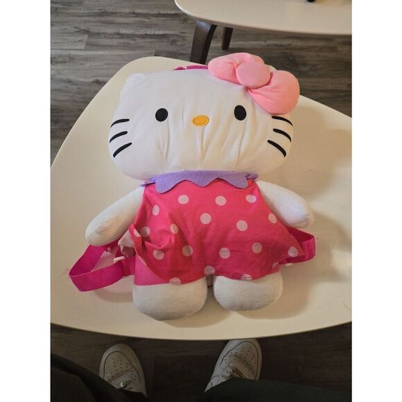 Hello Kitty doll slash bag - Picture 1 of 3